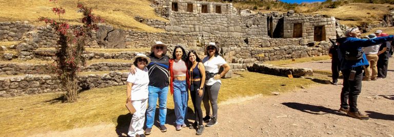 Viagem a Cusco, Vale Sagrado / Moray / Machu Picchu 5D/4N